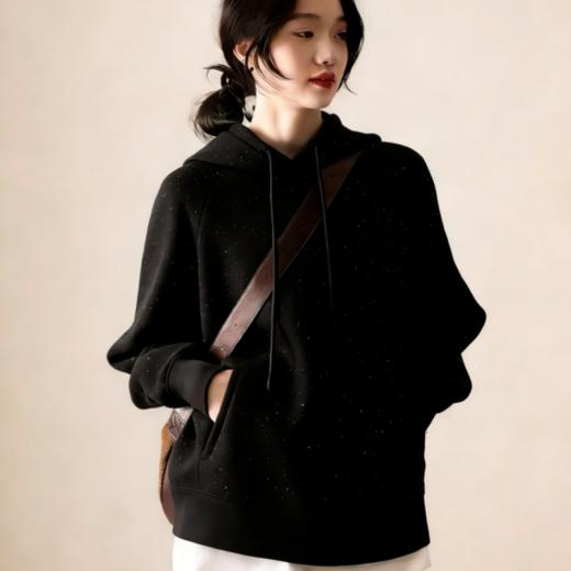 【超模君严选】LONGNVFAIR 银河细闪亮片黑色毛呢卫衣/裤子 毛呢面料，C位战袍 触感软糯温润，遮肉显瘦 商品图3