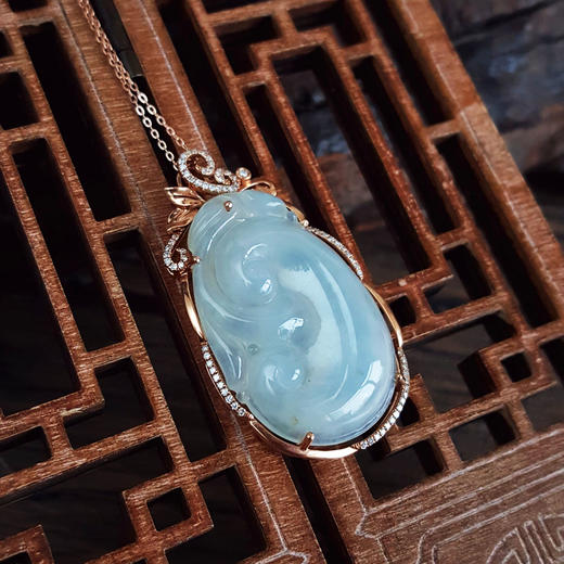 【天然正品】A货翡翠AU750玫瑰金镶钻镶天然细腻冰种如意（万事如意）翡翠吊坠项链40.6*23.6*6.6MM（戒圈可改）281025AH67 商品图5