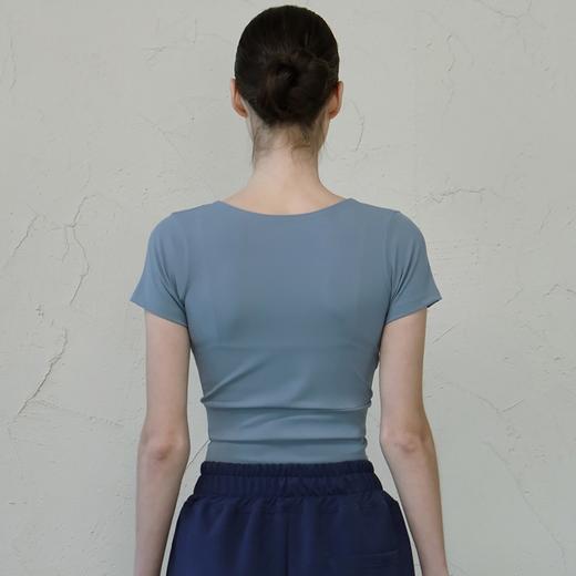 新款瑜伽服短袖深V交叉收腰上衣贴身速干T恤运动普拉提舞蹈服 000FYHN121 商品图2