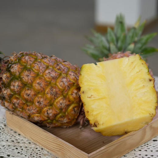 【下单后72小时发货】海南南采 金钻凤梨4.5-5斤左右 清香可口 甜而不腻 自然熟 商品图1