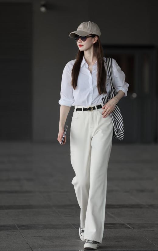 一年四季超软棉牛仔直筒窄腿奶油白牛仔裤 商品图0