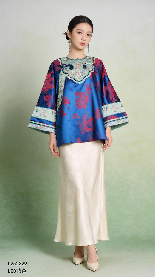 L252329上衣 商品图1