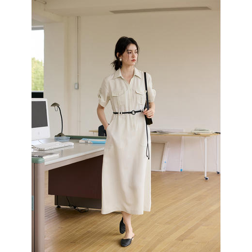 衬衫领双口袋连衣裙 商品图3