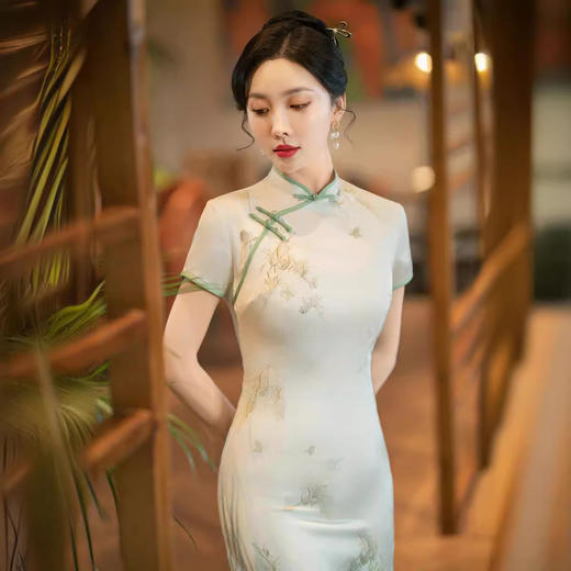 ZAYS丝绸提花旗袍2026新款春夏中长双层年轻款旗袍日常修身短袖旗袍裙 商品图3