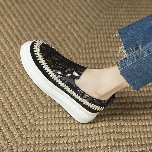 【预售5天】韩版潮洋气外穿春秋款单鞋，爆款真皮松糕鞋女厚底鞋休闲鞋黑色银色ZMXY&A6613-1 商品图2