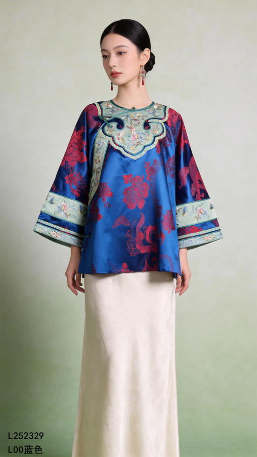 L252329上衣 商品图0