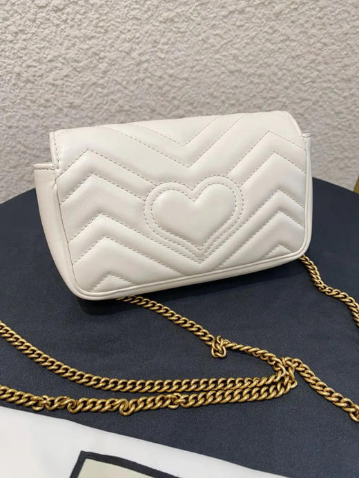 Gucci mini 白金 牛皮 双g 马蒙 斜挎包 商品图1