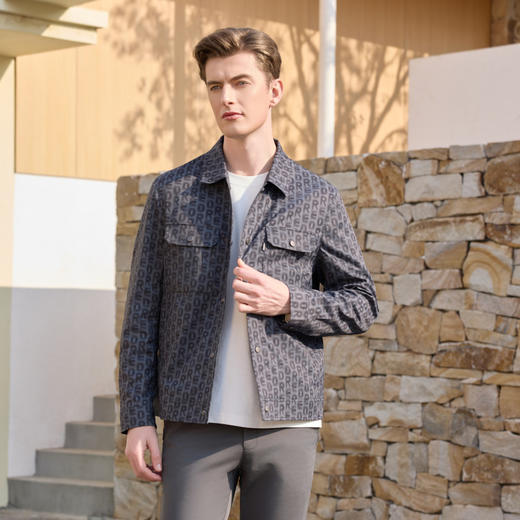 半身缘男装 春季休闲舒适字母印花经典翻领夹克261112M01310221 商品图2