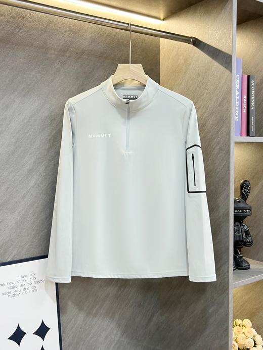 点此购买 猛犸象春秋季男士半拉链加绒立领长袖T恤 ss 341049 商品图2