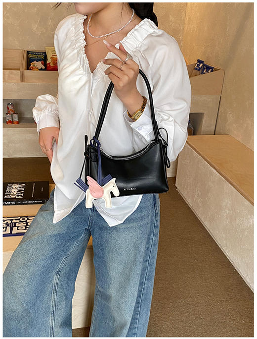 👏女神节礼物🎁的天花板🌷韩系氛围感直接拉满『安诺蓓德韩系简约ins时髦斜挎包』大小号双选🥰通勤出街全拿捏🤗 ✔让人眼前一亮 一眼就爱上的𝐡𝐨𝐛𝐨  商品图2