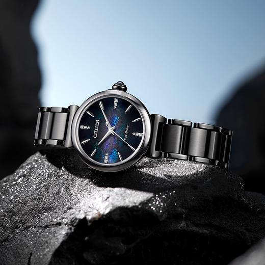 西铁城/CITIZEN光动能表盘时尚钢带女士手表EM1067-88E 商品图6