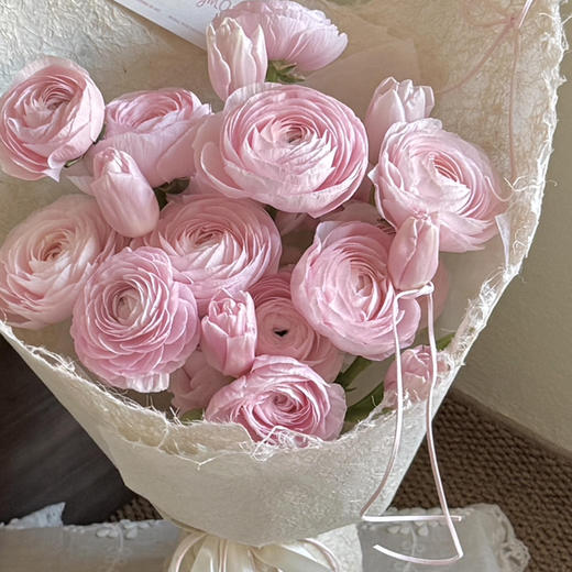 《粉黛未央》河内洋牡丹郁金香精致花束 商品图3