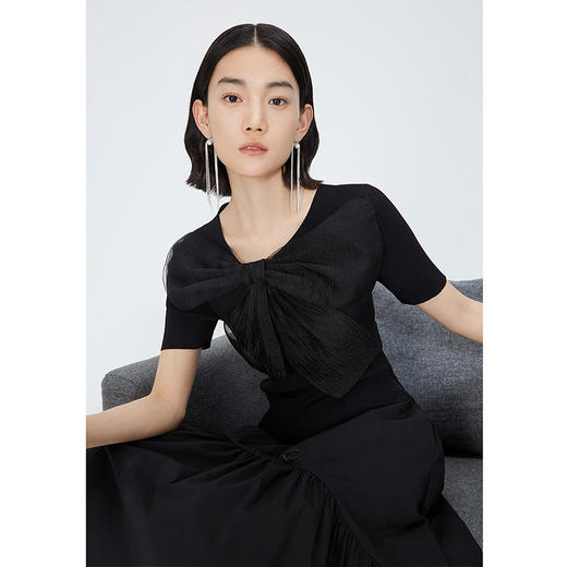 NEELLY纳俪商场同款夏季新款黑色套头针织衫女薄款网纱蝴蝶结上衣N26044A04581 商品图2