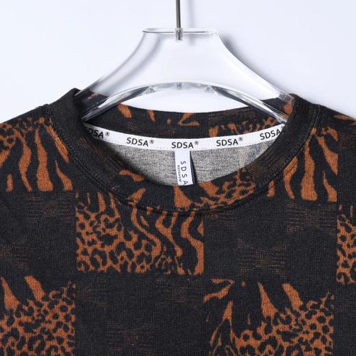 26T91SDSA男装2026新款潮牌野性风拼接长袖男女款豹纹虎纹宽松圆领T恤 商品图4