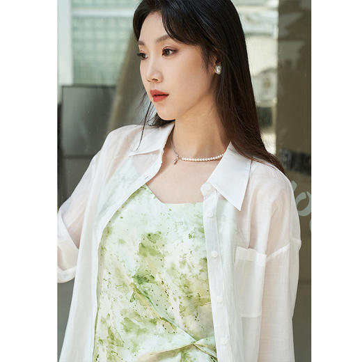 NEELLY纳俪商场同款夏季新款微透设计感衬衫女单排扣宽松休闲上衣N26044B04425 商品图2