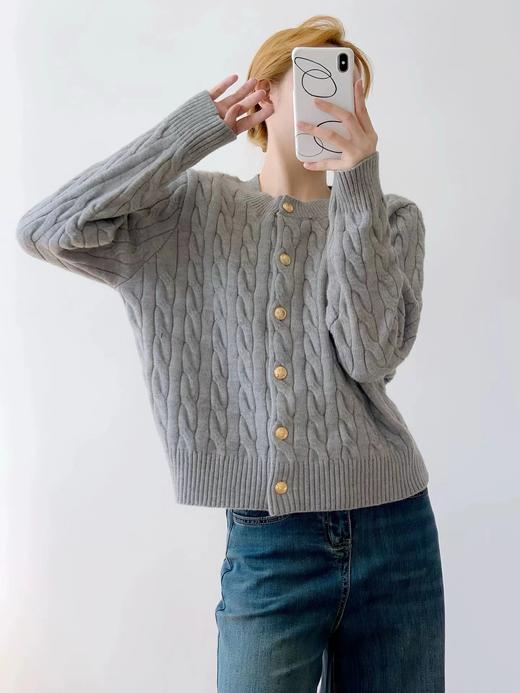 F030152灰色麻花毛衣外套女新款韩版宽松慵懒风软糯针织开衫 商品图9