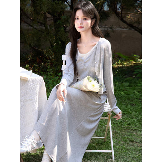 鹿向南「轻歌曼舞」灰色轻薄针织开衫女春季新款小众长袖外穿上衣 商品图2