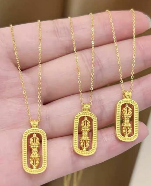2楼老凤祥足金999金刚杵吊坠秒杀799元（送彩银项链） 商品图1