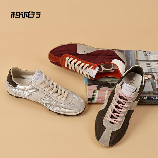 和诚行2026春季新款复古擦色系带德训透气时尚女式休闲鞋1820004 商品图1