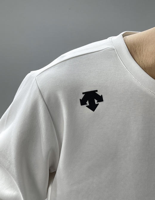 DESCENTE迪桑特 RUNNING 运动衫 商品图6