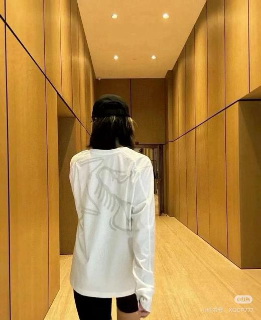 F030171后背大Logo新品圆领舒适纯棉舒适百搭长袖T恤 商品图10