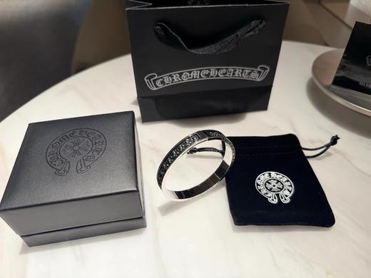 F030195手工雕刻字体两个花色可选开口手镯 商品图5