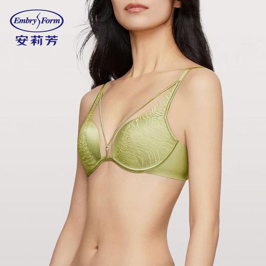 【内衣店庆提前购】【一口价】3楼安莉芳色丁线条肌理睫毛蕾丝有钢圈舒适文胸EB00832吊牌价539元现价199元 商品图0