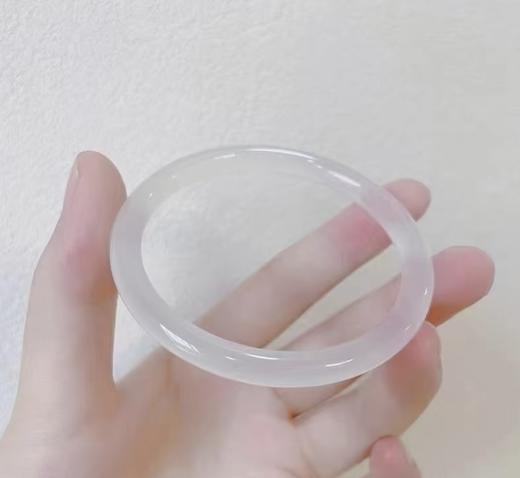 2楼老凤祥白月光玉髓手镯秒杀价199 商品图2