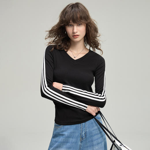 百媚生 收腰褶皱修身正肩T恤女上衣HBY-8Y 商品图2