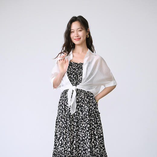 NEELLY纳俪商场同款夏季新款宽松设计感五分袖休闲衬衫女百搭上衣N26044B04420 商品图3