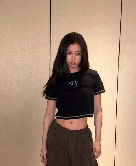 F030167虞书欣同款字母印花短款圆领套头T恤 商品图14