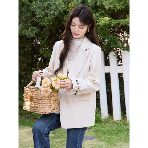 鹿向南「轻语花间」杏色小西装外套女春季新款巨好看宽松正装上衣 商品图2