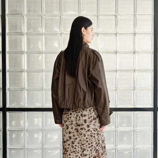 NEELLY纳俪商场同款春季新款宽松廓形短款风衣女气质高级感外套N26024F04402 商品图1