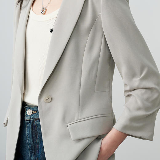 NEELLY纳俪商场同款春新款通勤休闲七分袖西装外套女利落随性上衣N26024W03302 商品图2