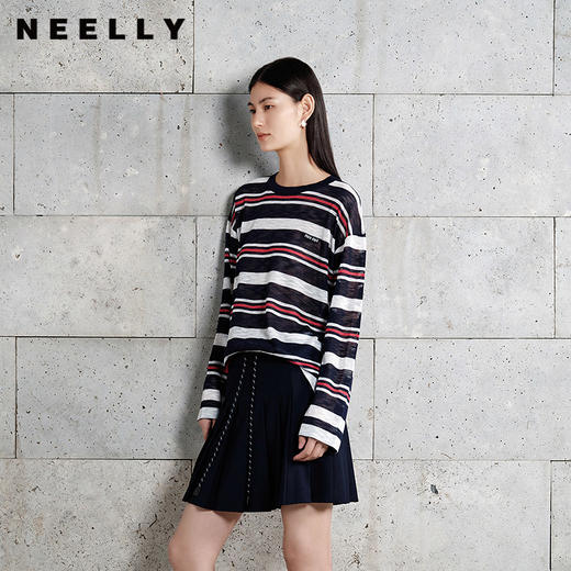NEELLY纳俪商场同款夏季新款圆领撞色字母T恤女短款百搭休闲上衣N26054A04503 商品图0