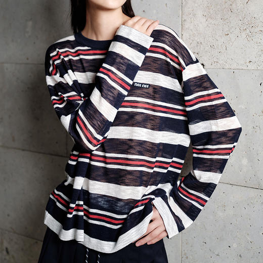 NEELLY纳俪商场同款夏季新款圆领撞色字母T恤女短款百搭休闲上衣N26054A04503 商品图2
