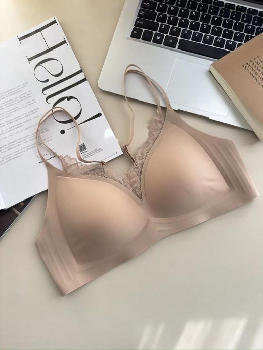 F030135粉底液内衣舒适V领蕾丝花边内衣文胸 商品图7