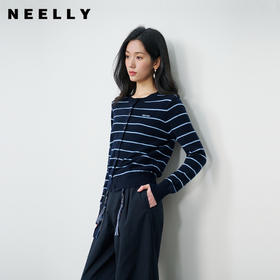 NEELLY纳俪商场同款春季新款藏青蓝条纹短针织开衫女显白休闲上衣N26014A03315