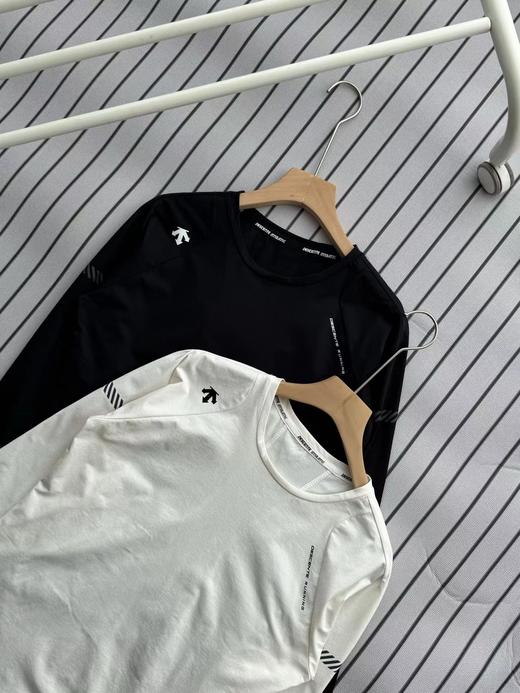 F030132轻量化科技立体剪裁女士长袖圆领针织T恤 商品图3