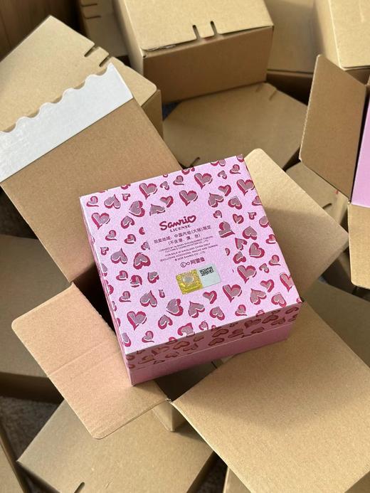 F030139立体的Hello Kitty粉粉超可爱~联名车载香氛 商品图8