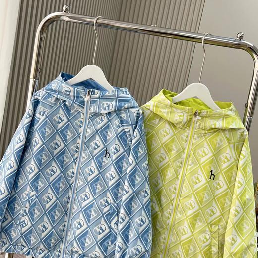 F030176男女中大童冲锋衣外套连帽双面夹克 商品图3