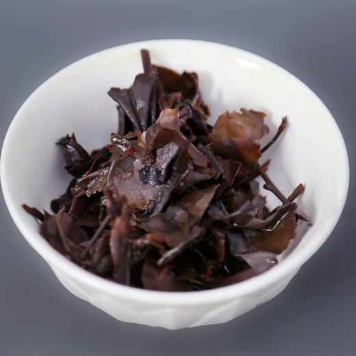 十二年老白茶龙福生肖纪念茶饼350克 商品图3