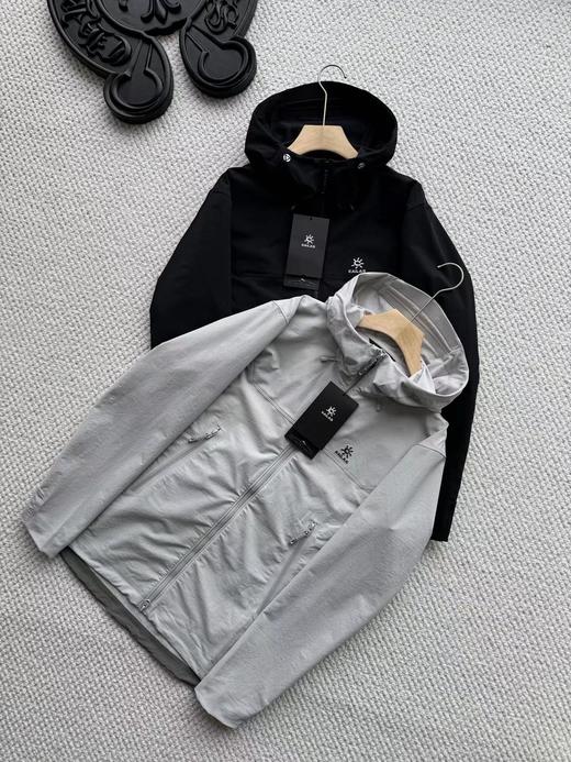 F030128男款立体剪裁M8连帽软壳冲锋衣 商品图0