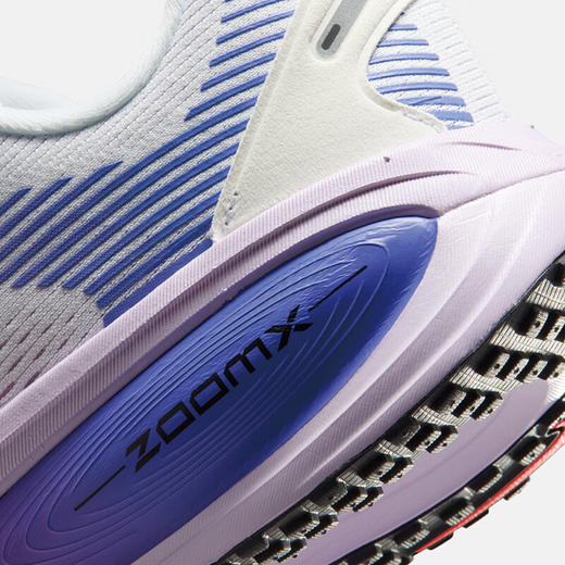 Nike耐克女子跑步鞋VOMERO 18减震运动鞋HM6804-112 商品图6