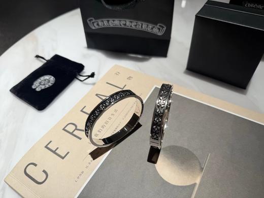 F030195手工雕刻字体两个花色可选开口手镯 商品图3