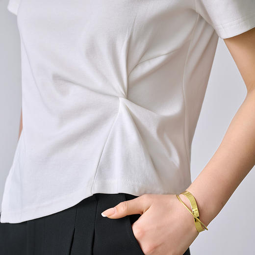 NEELLY纳俪商场同款夏季新款简约设计感收腰T恤女休闲百搭上衣N26044T04594 商品图2