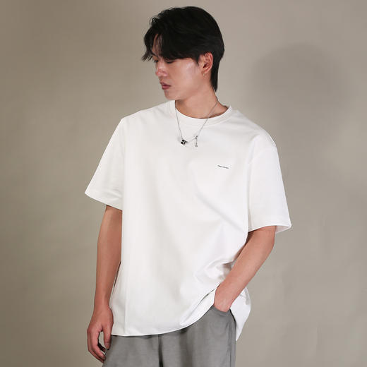 DRONKOO 2026 圆领左胸小字母印花微阔短袖T恤 商品图1