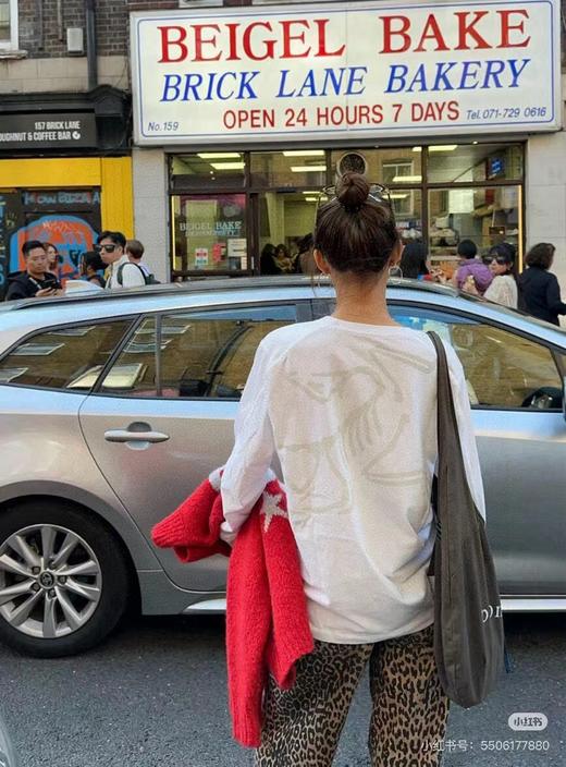 F030171后背大Logo新品圆领舒适纯棉舒适百搭长袖T恤 商品图13