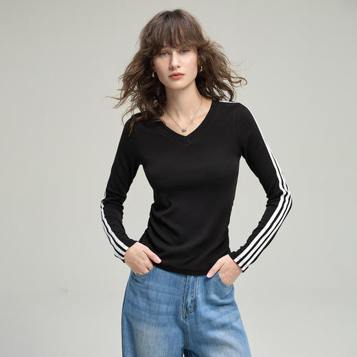 百媚生 收腰褶皱修身正肩T恤女上衣HBY-8Y 商品图3