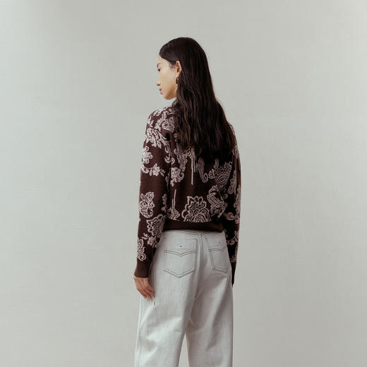 NEELLY纳俪商场同款春季新款复古V领花纹针织开衫女慵懒休闲上衣N26012A01024 商品图1